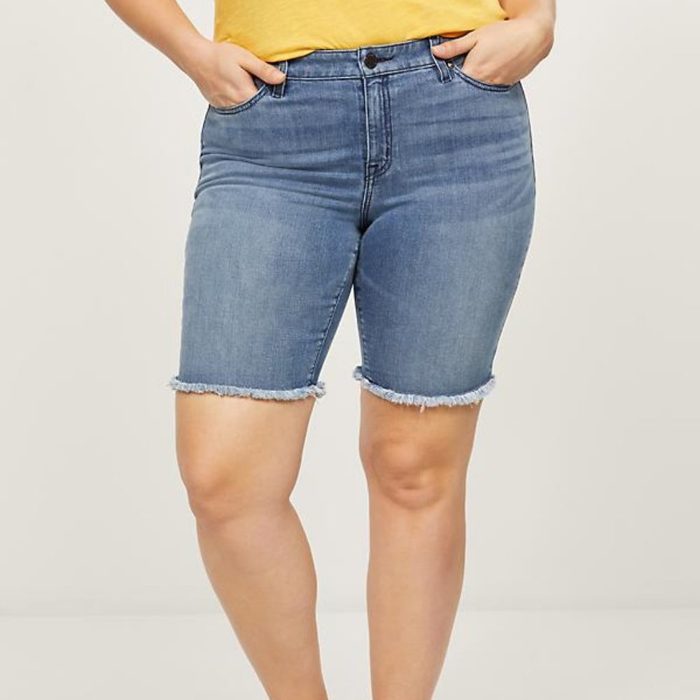 Lane Bryant Essential Stretch Bermuda Shorts 24